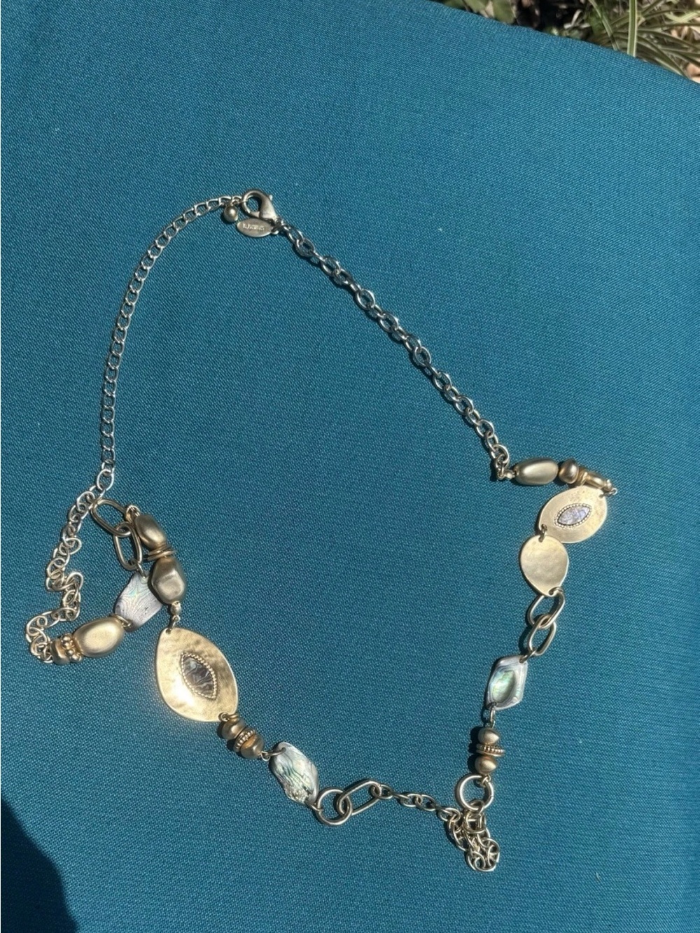 Chico's Medallion Runway Belt Chain Mother of Pearl OS Boho with Lobster Clasp - Picture 4 of 11
